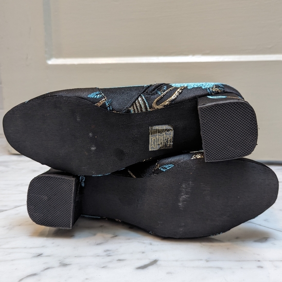 French blue embroidered bootie - Picture 7 of 7